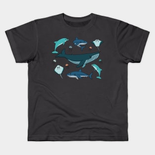 cartoon ocean and sea happy animals. Whale, dolphin, shark, stingray of two types, jellyfish Kids T-Shirt